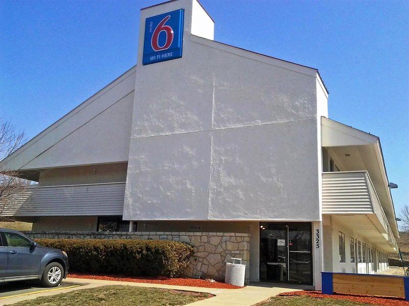 Motel 6-Cedar Rapids, Ia Екстер'єр фото